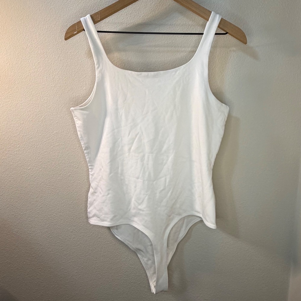 Banana Republic White Square Neck Tank Bodysuit Women Size Medium - Picture 3 of 4
